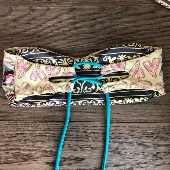 Reversible maaji bathing suit top - Picture 3 of 3